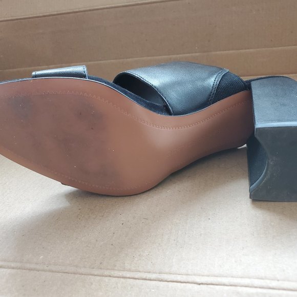 Black sandals with snakeskin detail sz 7 - Picture 5 of 7